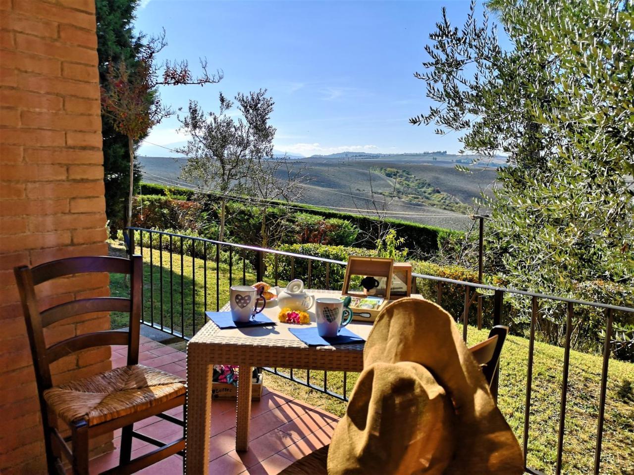 Agriturismo Palazzo Conti - B ปีเอนซา ภายนอก รูปภาพ