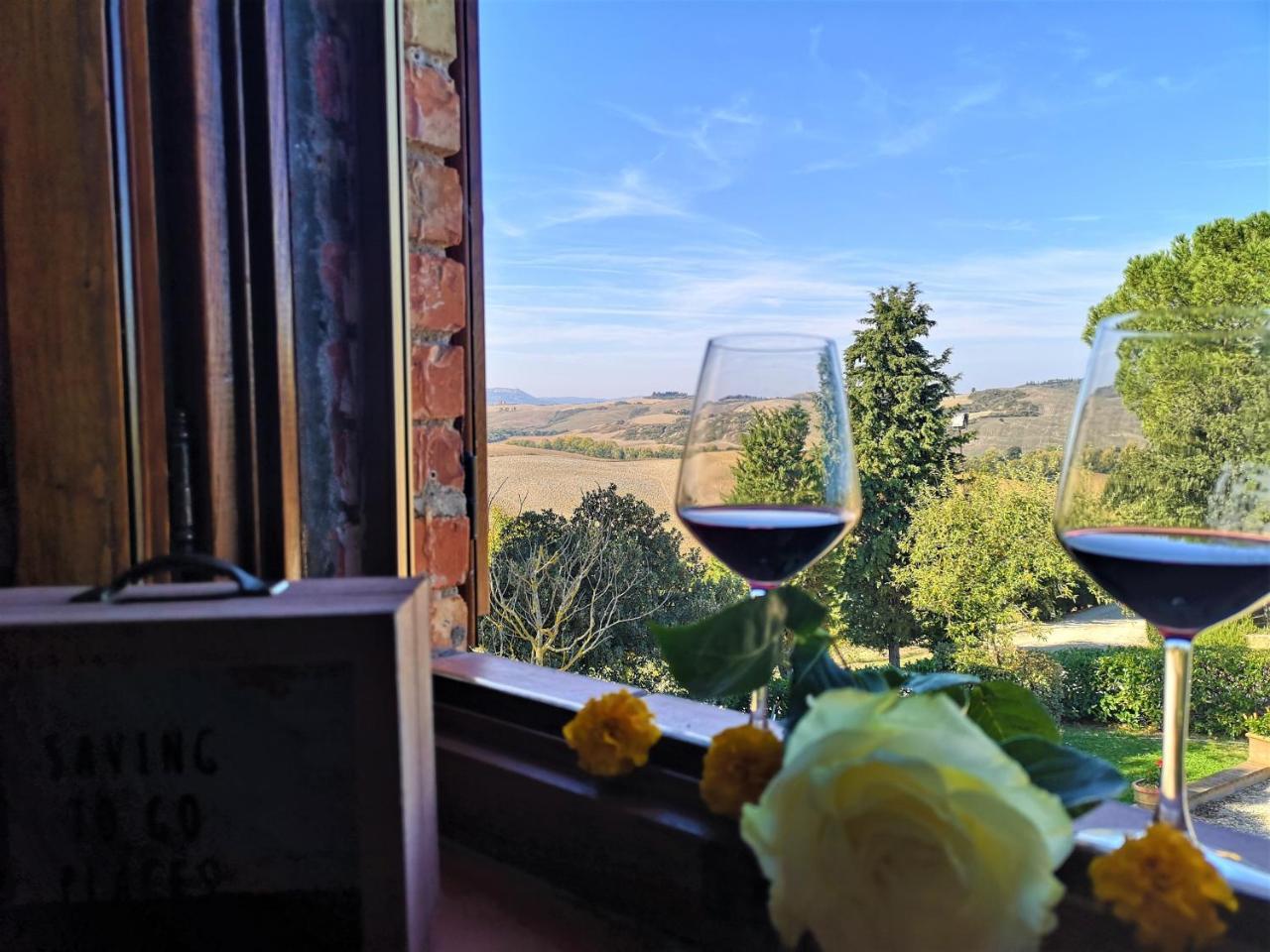 Agriturismo Palazzo Conti - B ปีเอนซา ภายนอก รูปภาพ