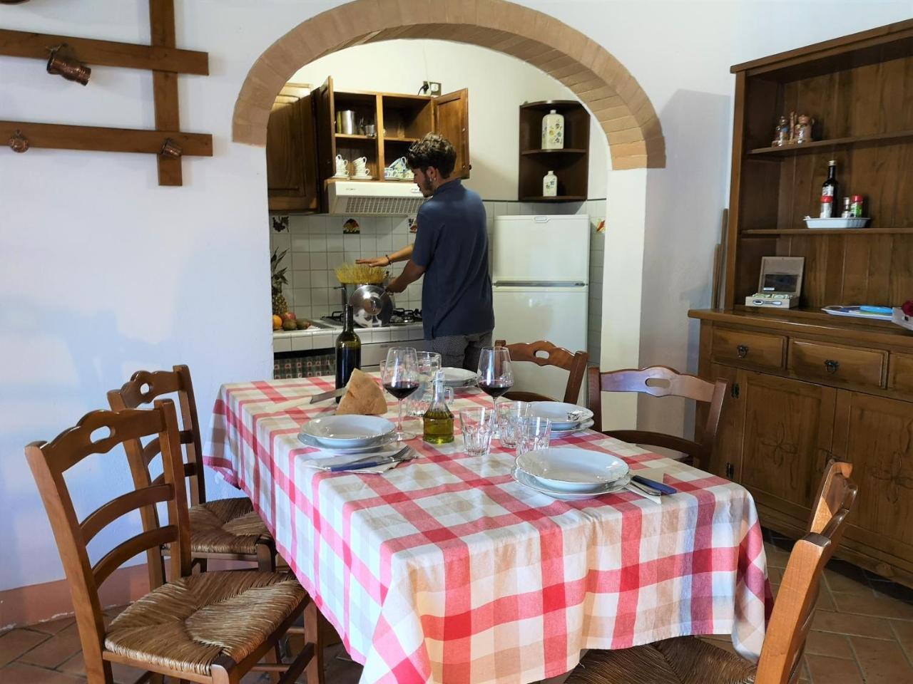 Agriturismo Palazzo Conti - B ปีเอนซา ภายนอก รูปภาพ