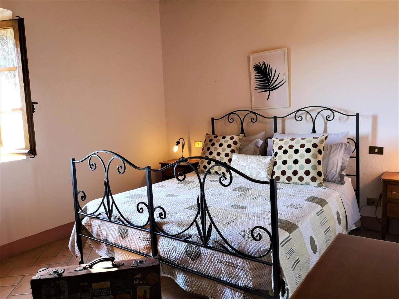 Agriturismo Palazzo Conti - B ปีเอนซา ภายนอก รูปภาพ